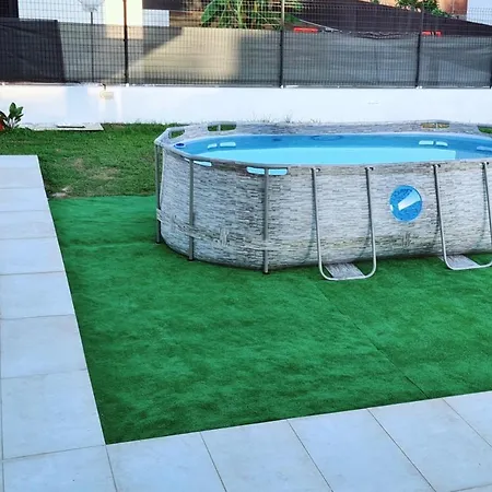Holiday home Precioso Con Jardin